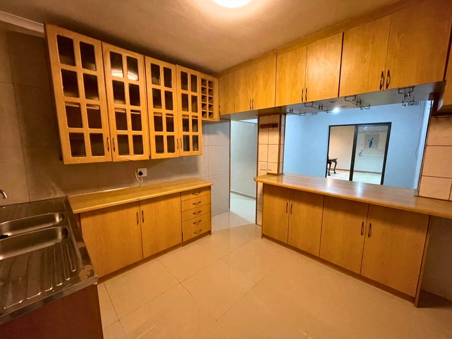 To Let 2 Bedroom Property for Rent in Peerless Park North Western Cape